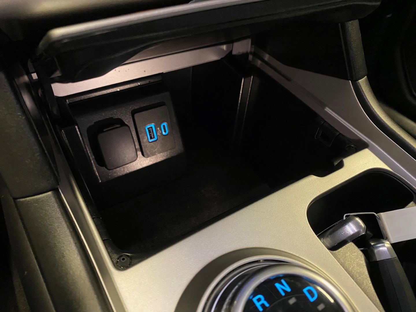 Used 2023 Ford Explorer XLT image 26