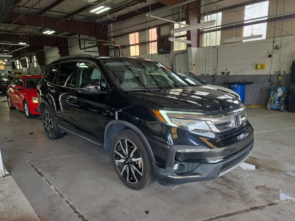 Used 2019 Honda Pilot Touring image 3