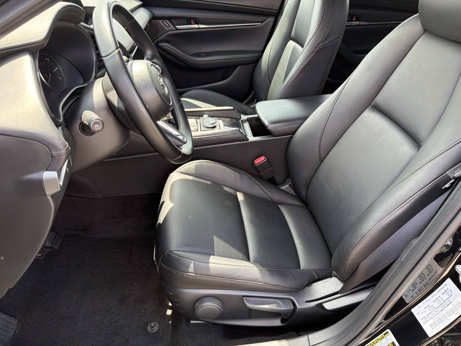 Certified 2025 MAZDA MAZDA3 s Sport FWD image 18