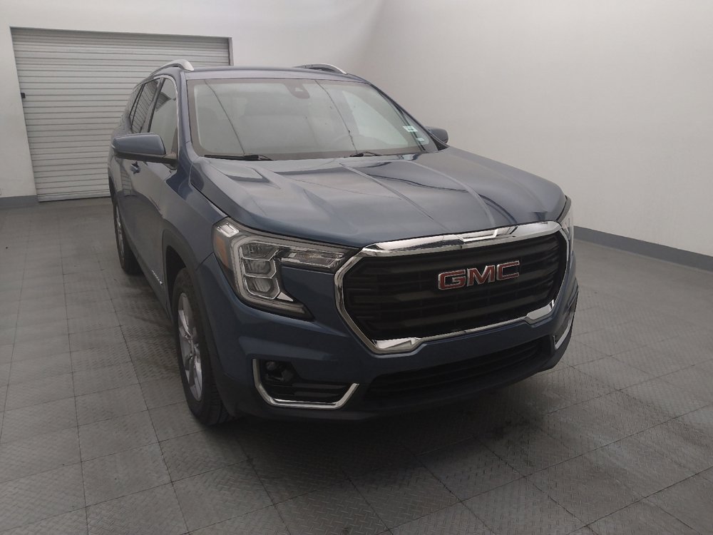 Used 2024 GMC Terrain SLT AWD/4WD image 14