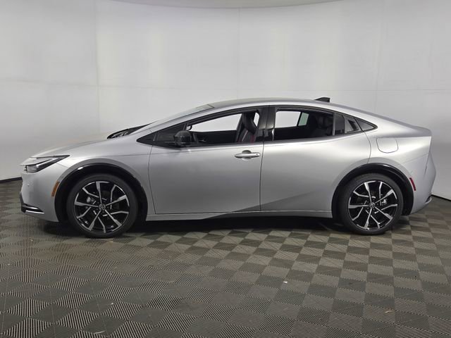 New 2026 Toyota Prius Plug-In Hybrid image 4