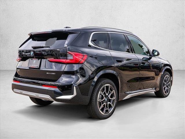 Certified 2025 BMW X1 xDrive28i w/ Technology Package image 5