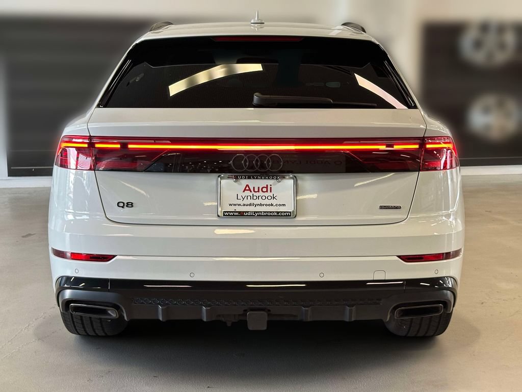 Used 2025 Audi Q8 Premium Plus w/ Premium Plus Package AWD/4WD image 5