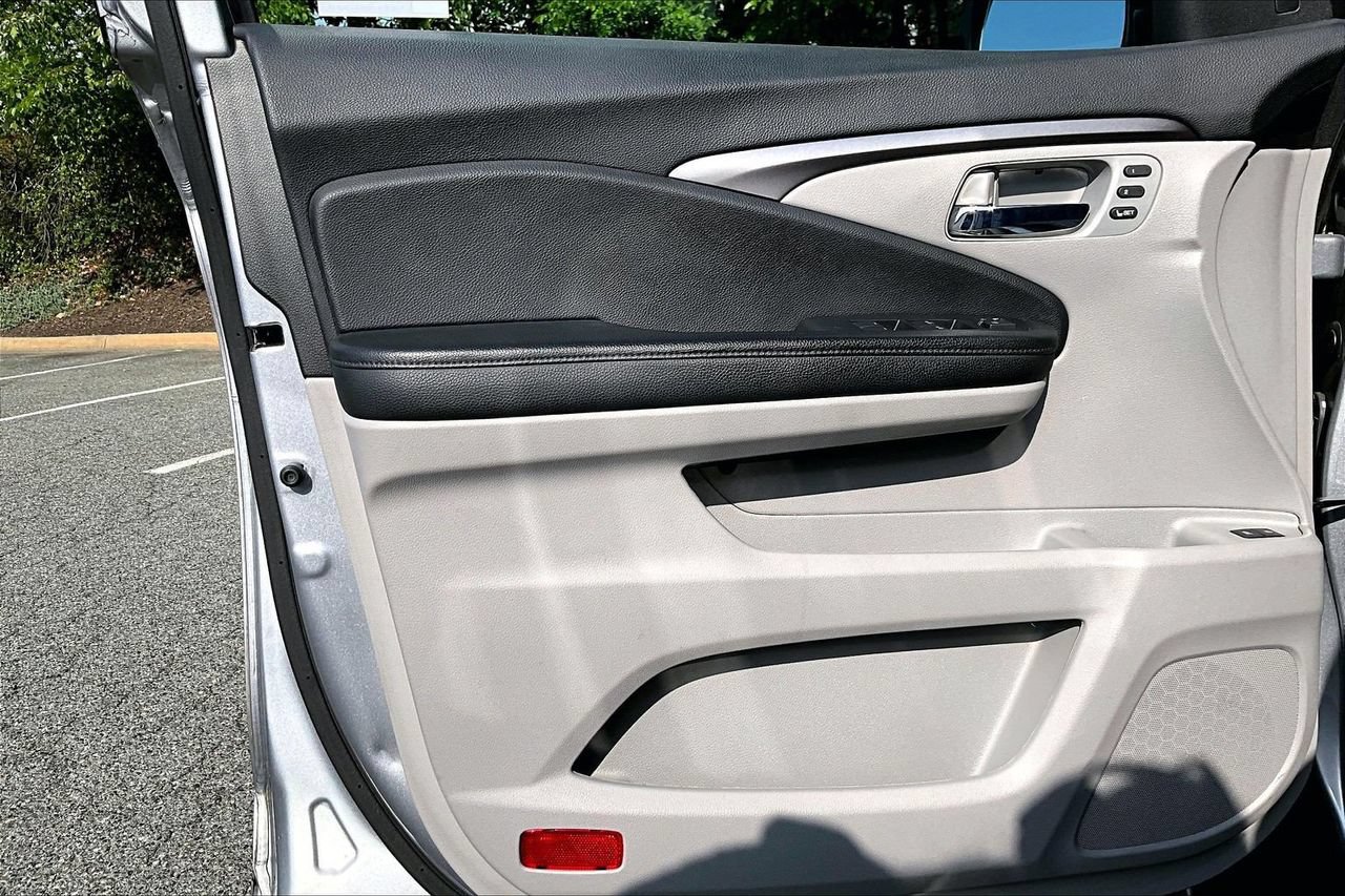 Used 2021 Honda Pilot EX-L image 27