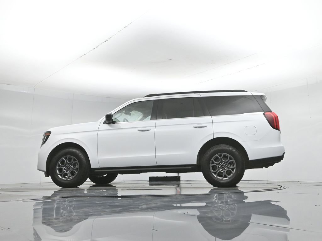 Used 2025 Ford Expedition Active AWD/4WD image 57