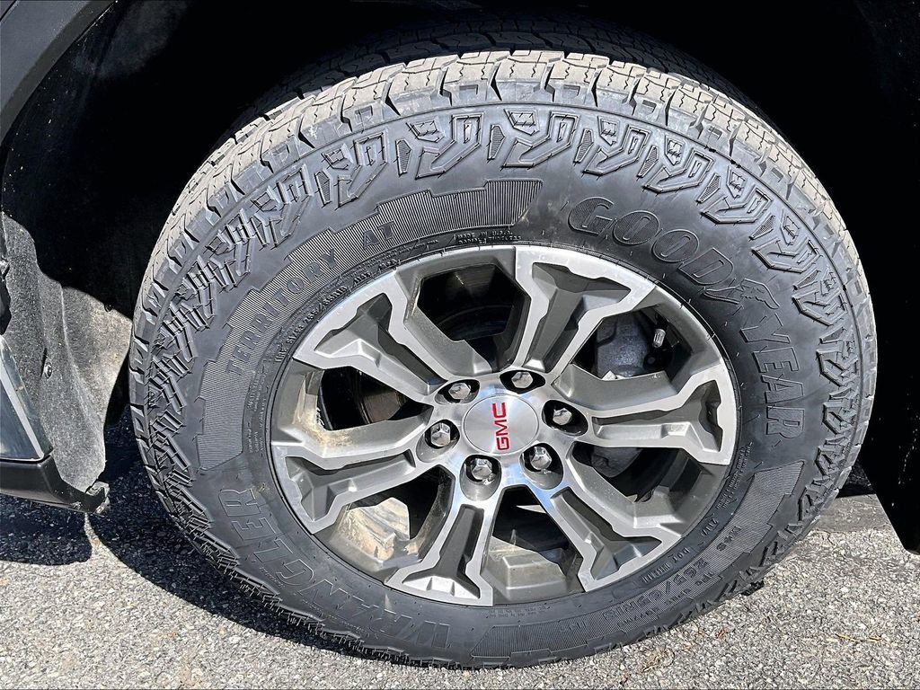 Used 2023 GMC Sierra 1500 SLE w/ X31 Off-Road Package AWD/4WD image 7