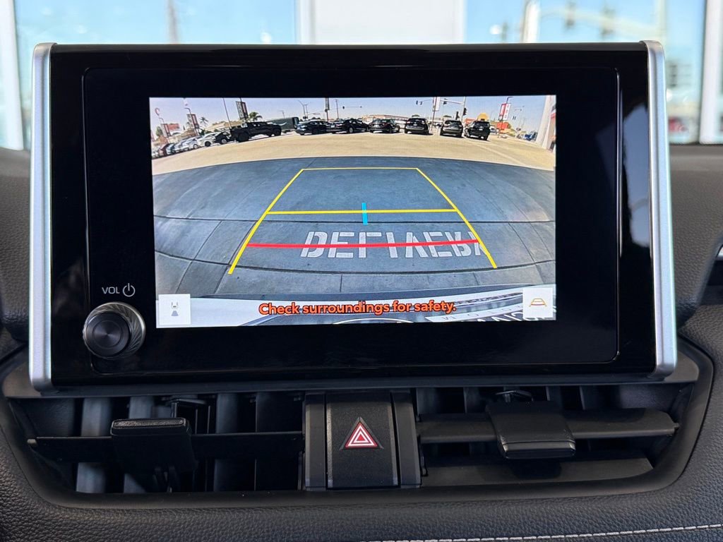 Certified 2025 Toyota RAV4 XLE FWD image 30