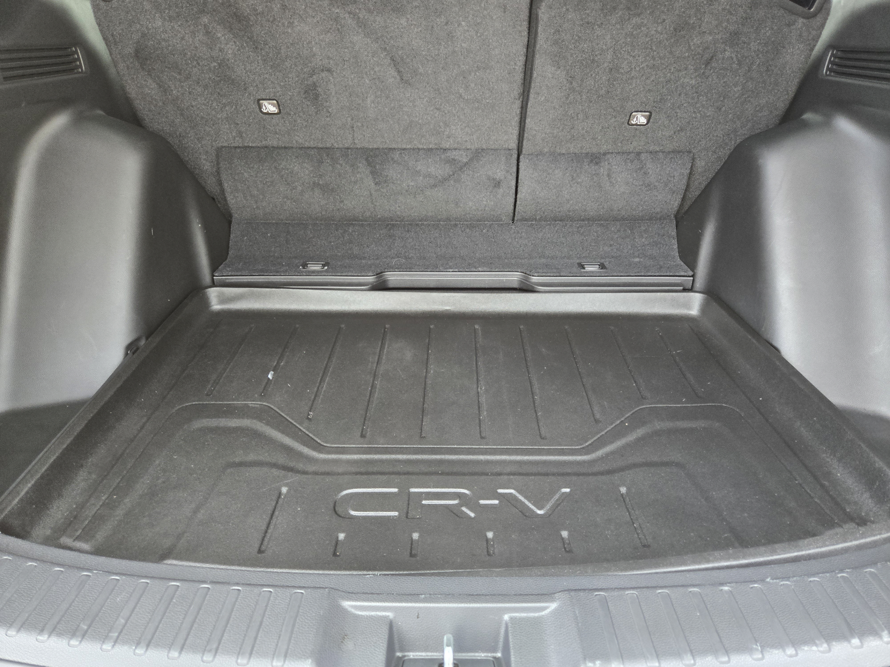 Certified 2025 Honda CR-V EX image 29