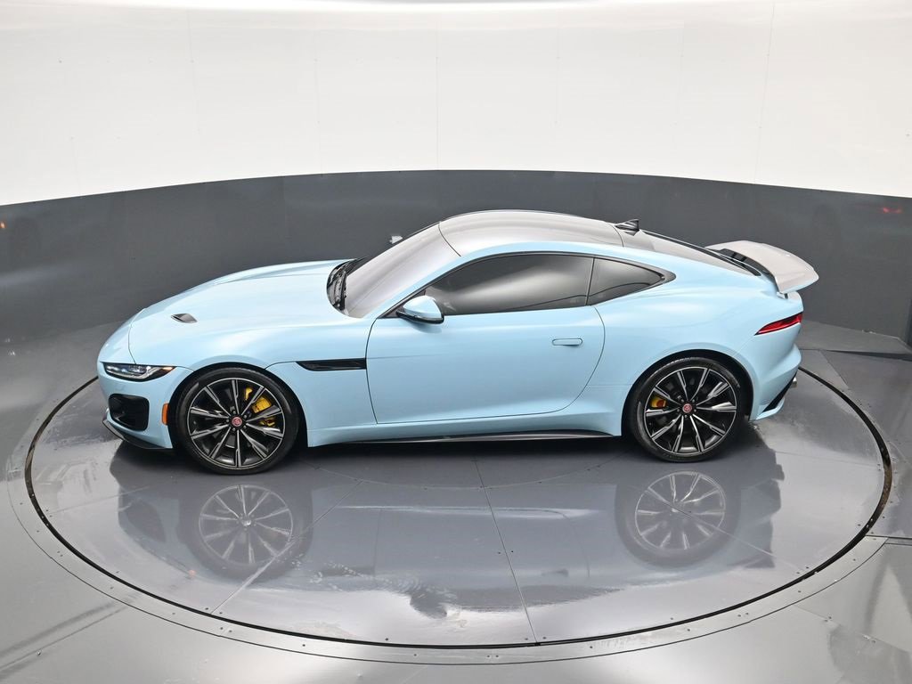 Used 2021 Jaguar F-TYPE R image 27