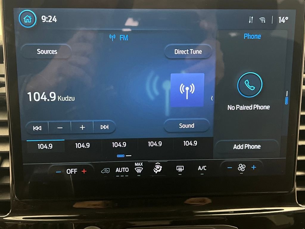 Used 2023 Ford Transit 350 XLT image 44