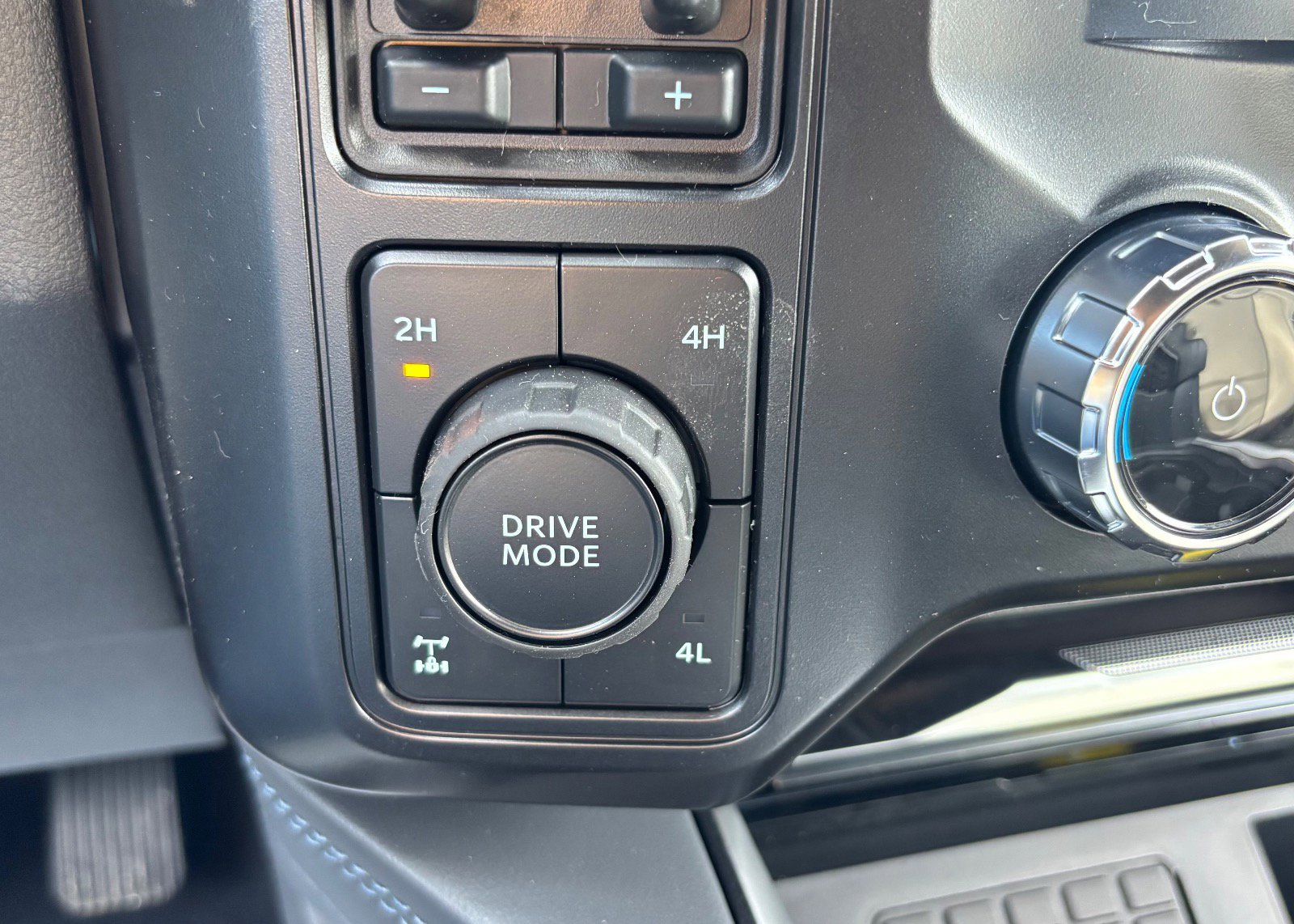 New 2026 Ford F250 Platinum image 76