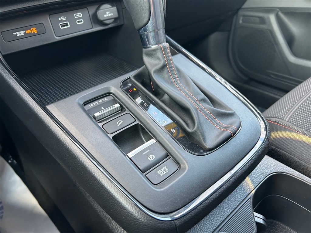 Used 2023 Honda Pilot LX image 25