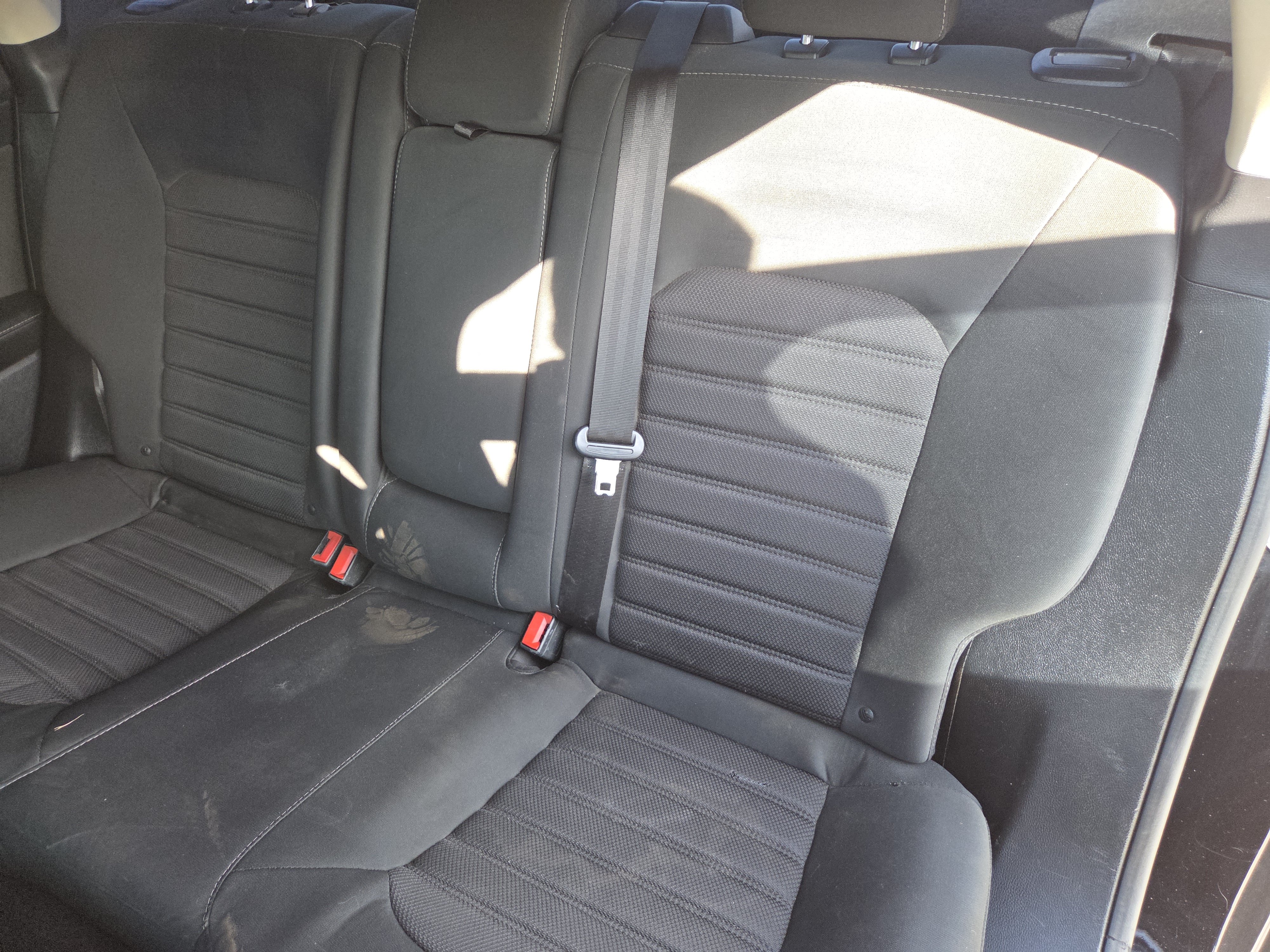 Used 2020 Ford Fusion SE FWD image 14