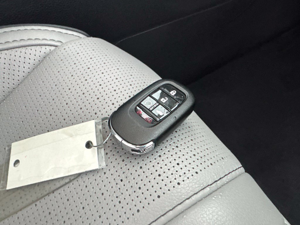 Certified 2025 Honda Pilot Elite image 41