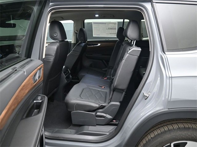 New 2026 Volkswagen Atlas SE image 11