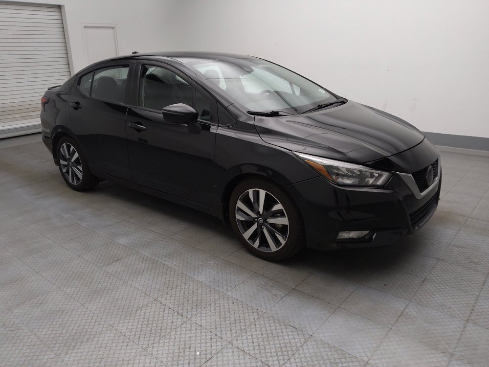 Used 2020 Nissan Versa SR FWD image 11