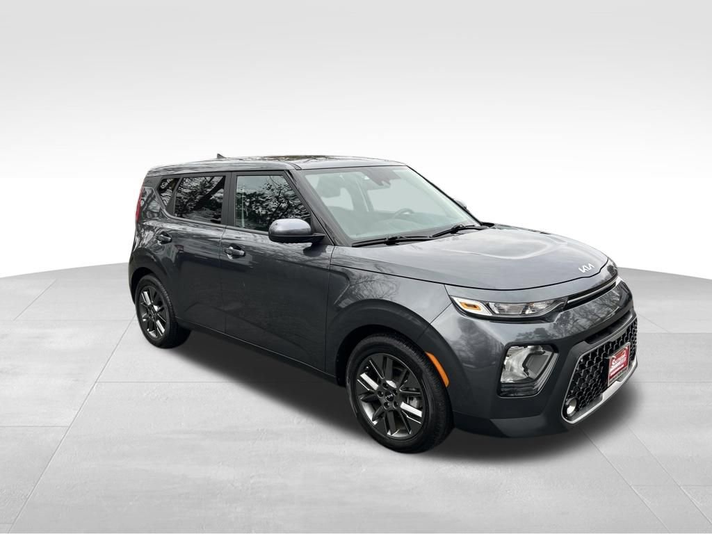 Used 2022 Kia Soul EX image 8