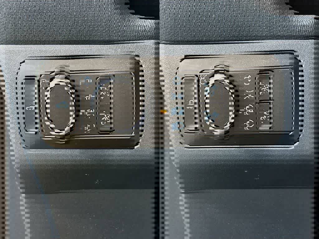 Certified 2025 Ford Maverick XLT w/ XLT Luxury Package image 25