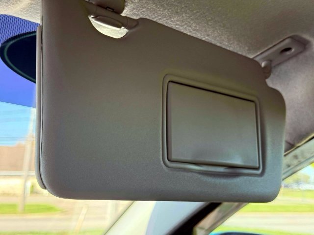 Used 2019 Nissan Versa S FWD image 29
