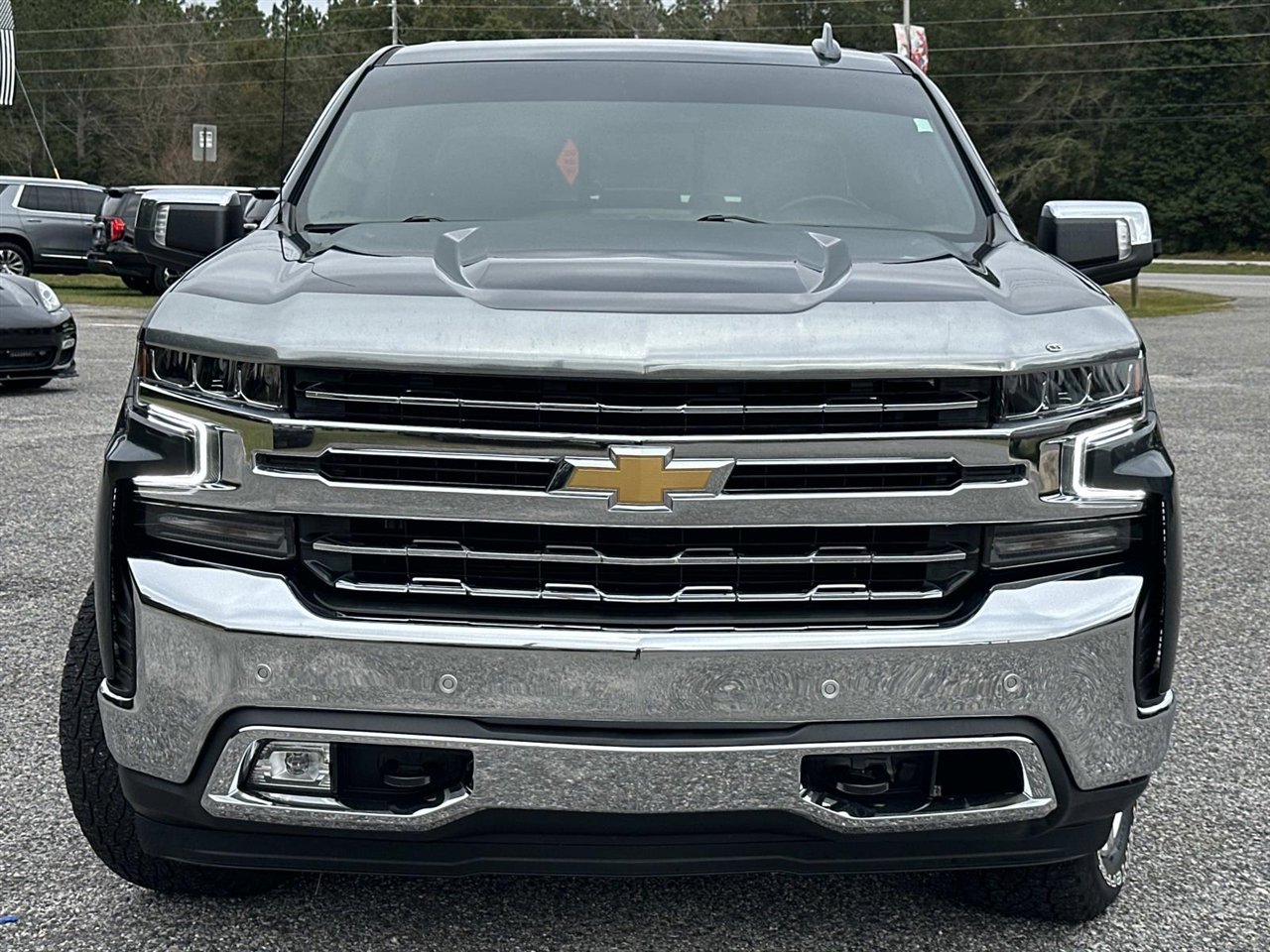 Used 2021 Chevrolet Silverado 1500 LTZ image 2