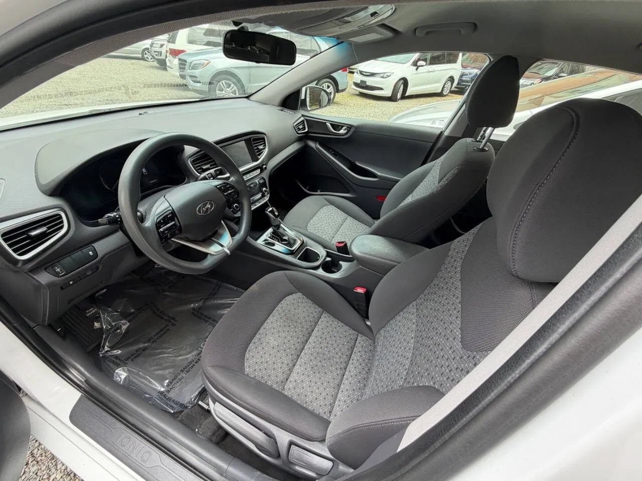 Used 2019 Hyundai Ioniq Blue FWD image 5
