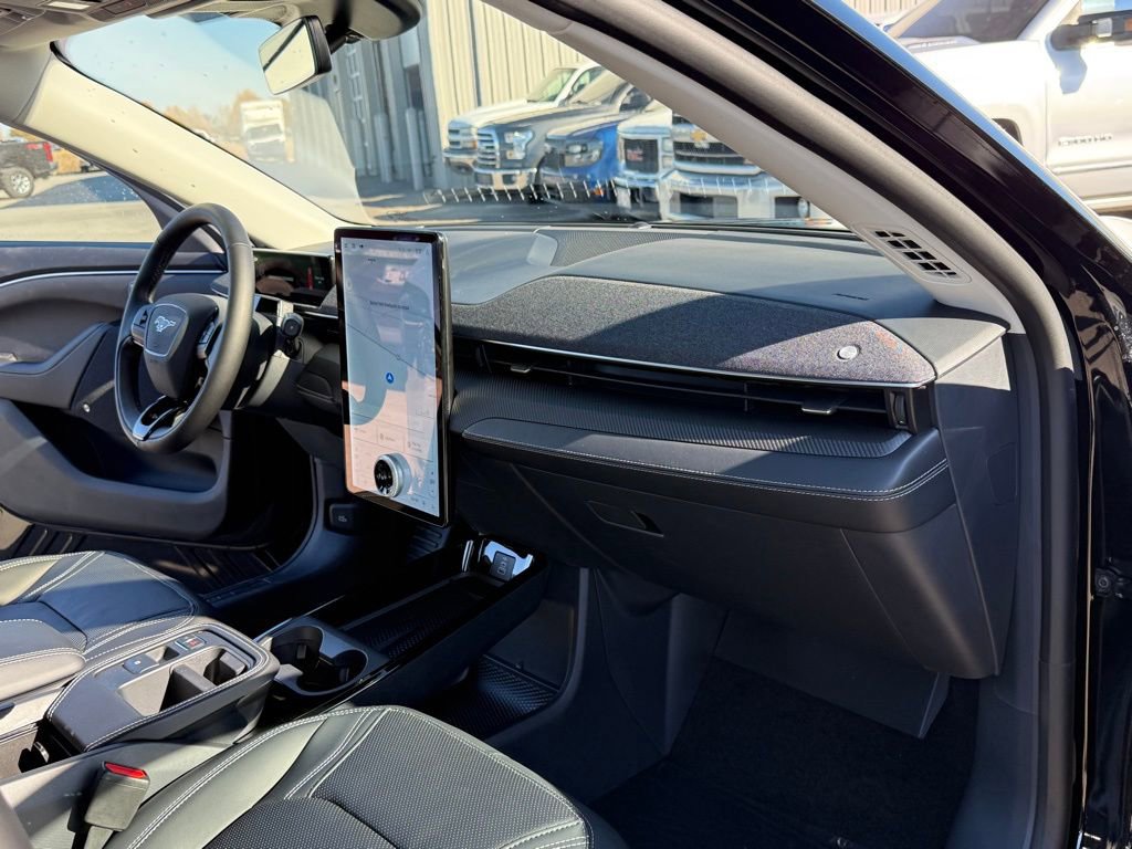 New 2025 Ford Mustang Mach-E Premium image 17
