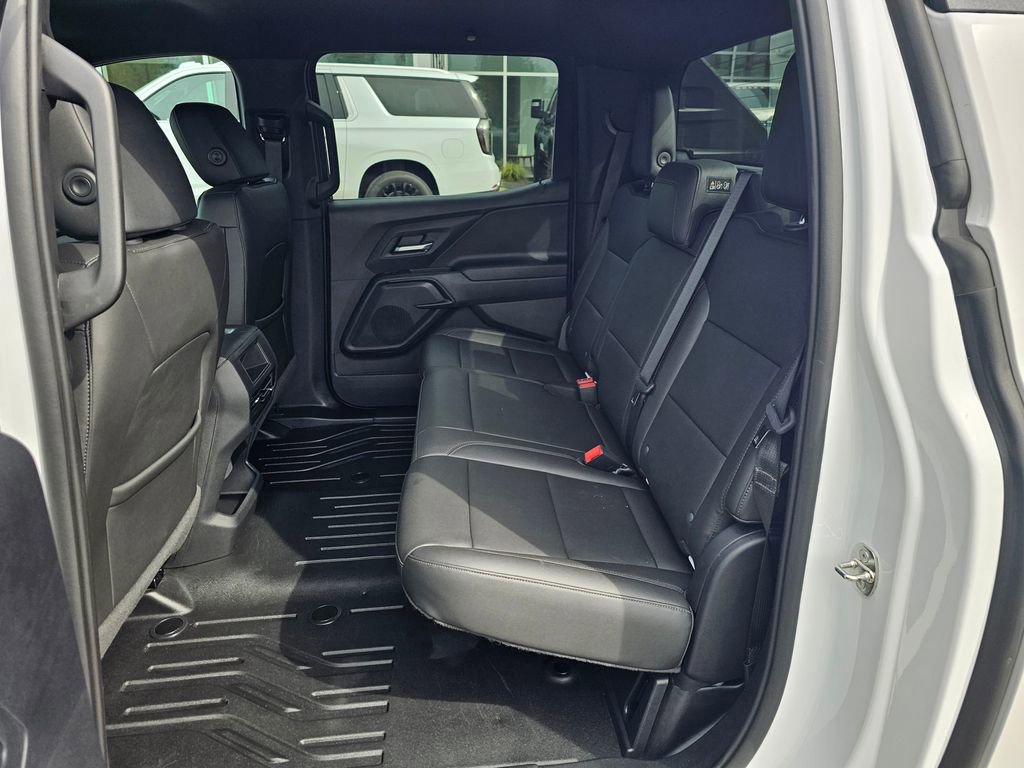 Used 2024 Chevrolet Silverado EV W/T AWD/4WD image 17