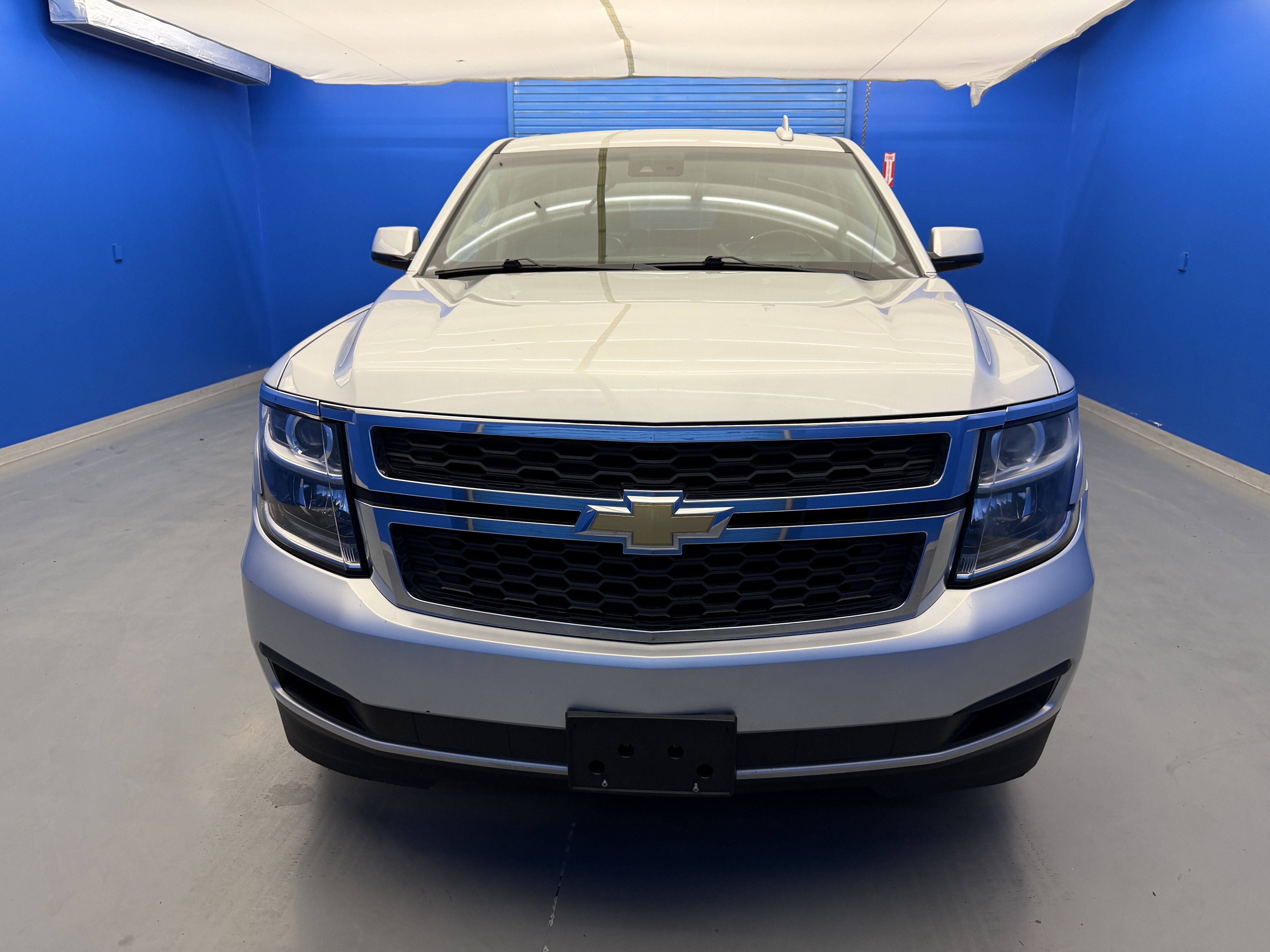 Used 2019 Chevrolet Suburban LT AWD/4WD image 3