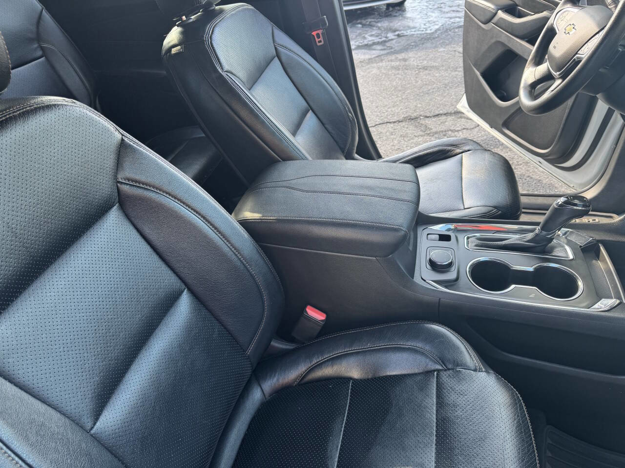 Used 2018 Chevrolet Traverse LS image 18