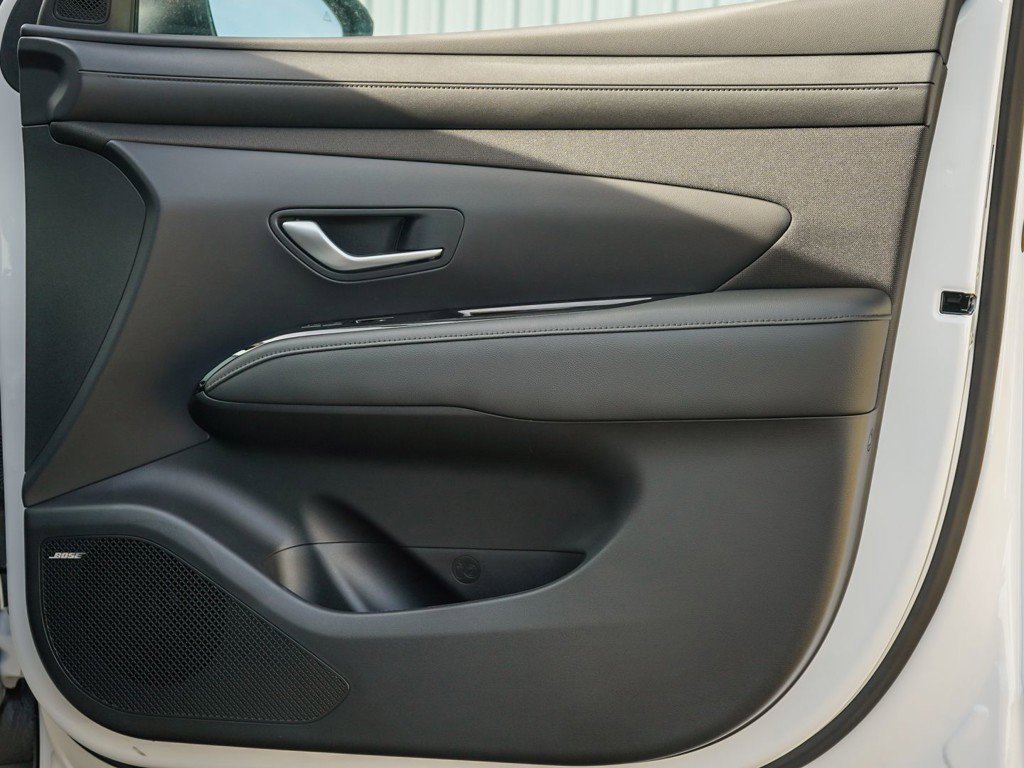 New 2025 Hyundai Santa Cruz Limited image 8