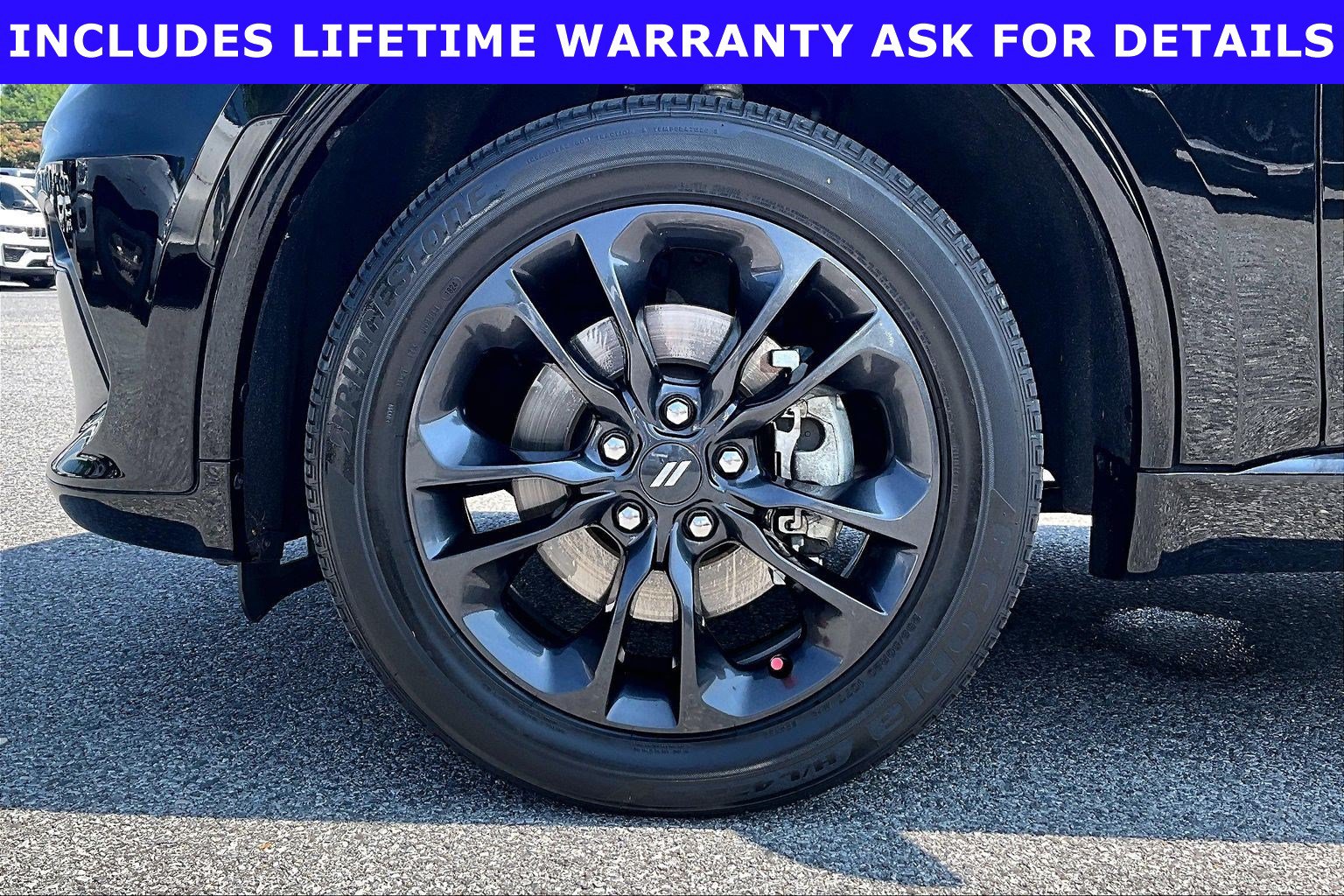 Used 2024 Dodge Durango SXT w/ SXT Blacktop Group AWD/4WD image 8