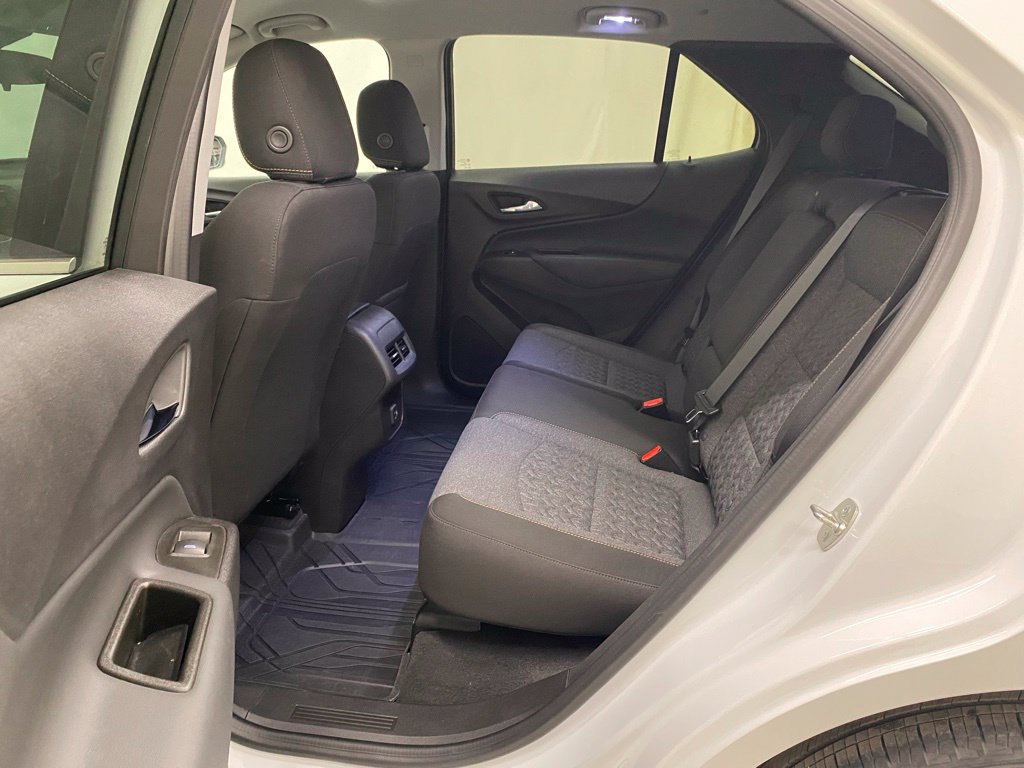 Used 2024 Chevrolet Equinox LT w/ LPO, Floor Liner Package FWD image 16