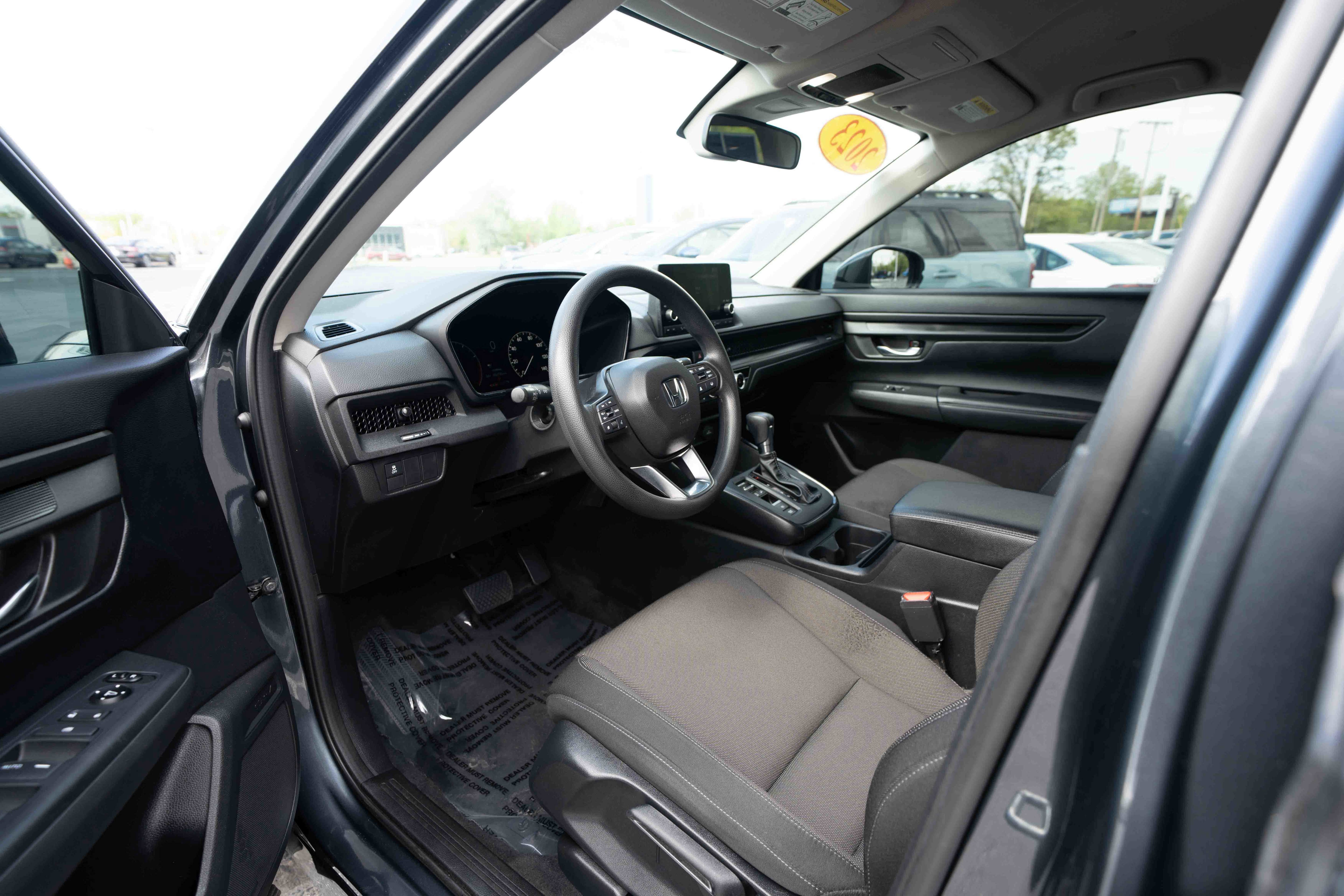 Used 2023 Honda CR-V LX image 8