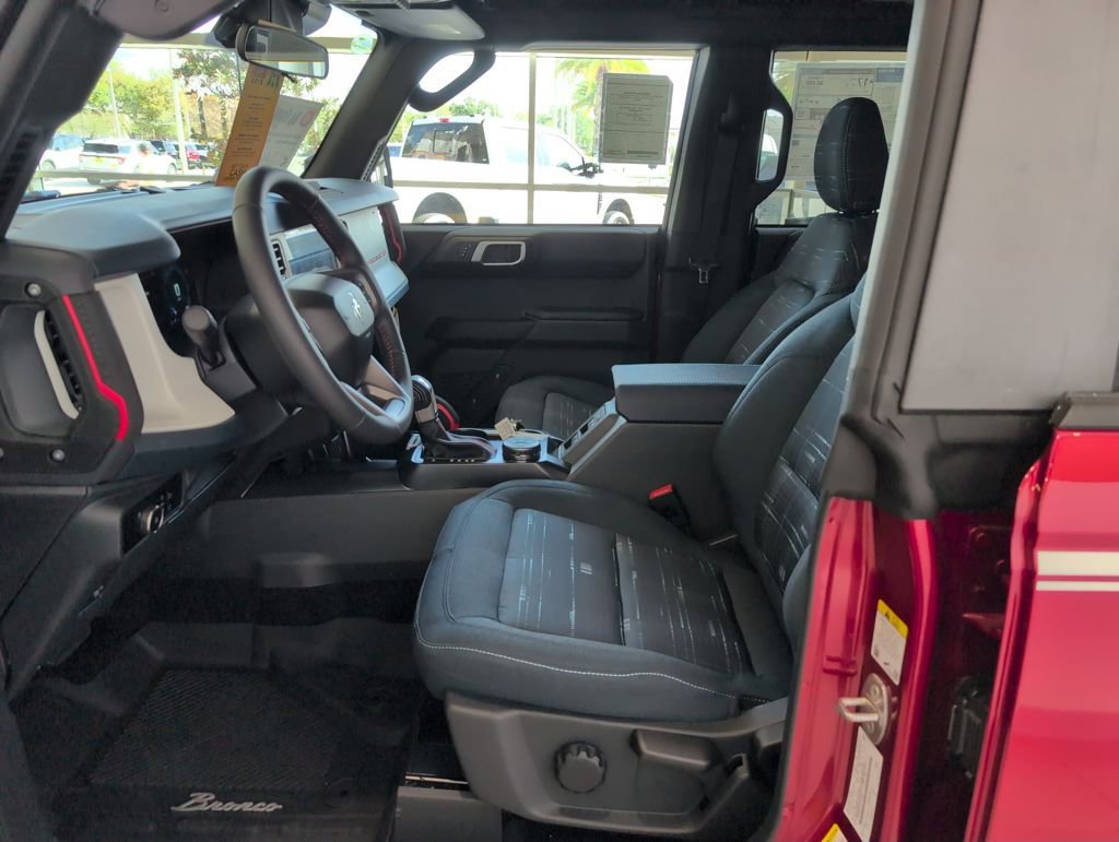 New 2026 Ford Bronco Heritage Edition image 5