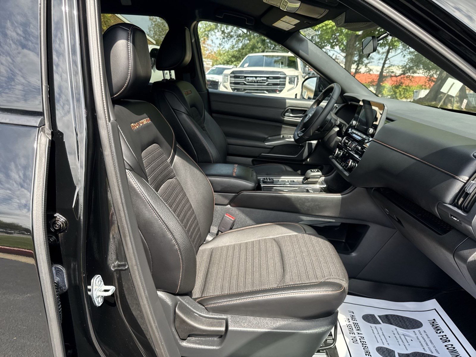 Used 2024 Nissan Pathfinder Rock Creek AWD/4WD image 26