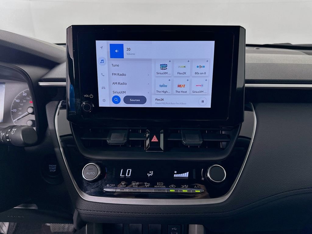 Certified 2024 Toyota Corolla Cross LE image 14