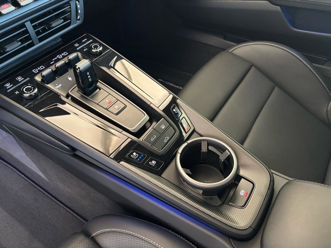 Used 2025 Porsche 911 Carrera 4 GTS image 25