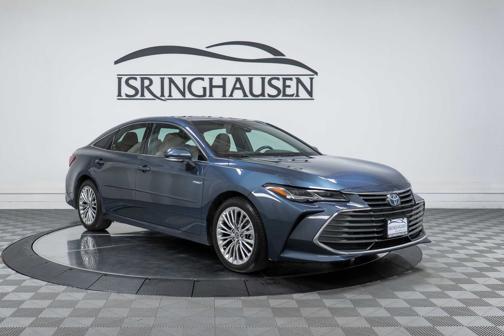 Used 2021 Toyota Avalon Limited w/ Protection Package (TMS) FWD image 3