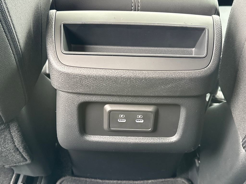 New 2026 Nissan Pathfinder SV image 39