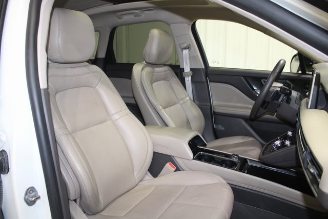 Used 2020 Lincoln Corsair Reserve w/ Equipment Group 201A image 22