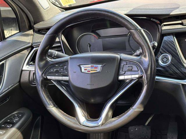 Used 2024 Cadillac XT6 Premium Luxury image 18
