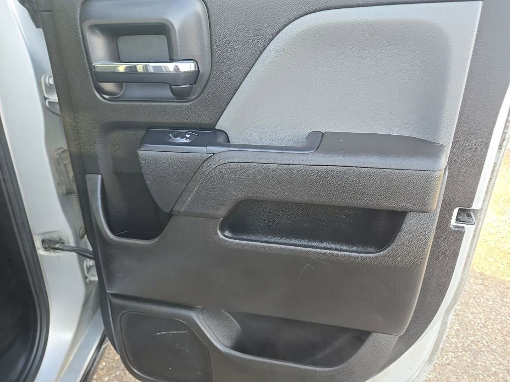 Used 2017 Chevrolet Silverado 1500 Custom w/ Custom Convenience Package image 24