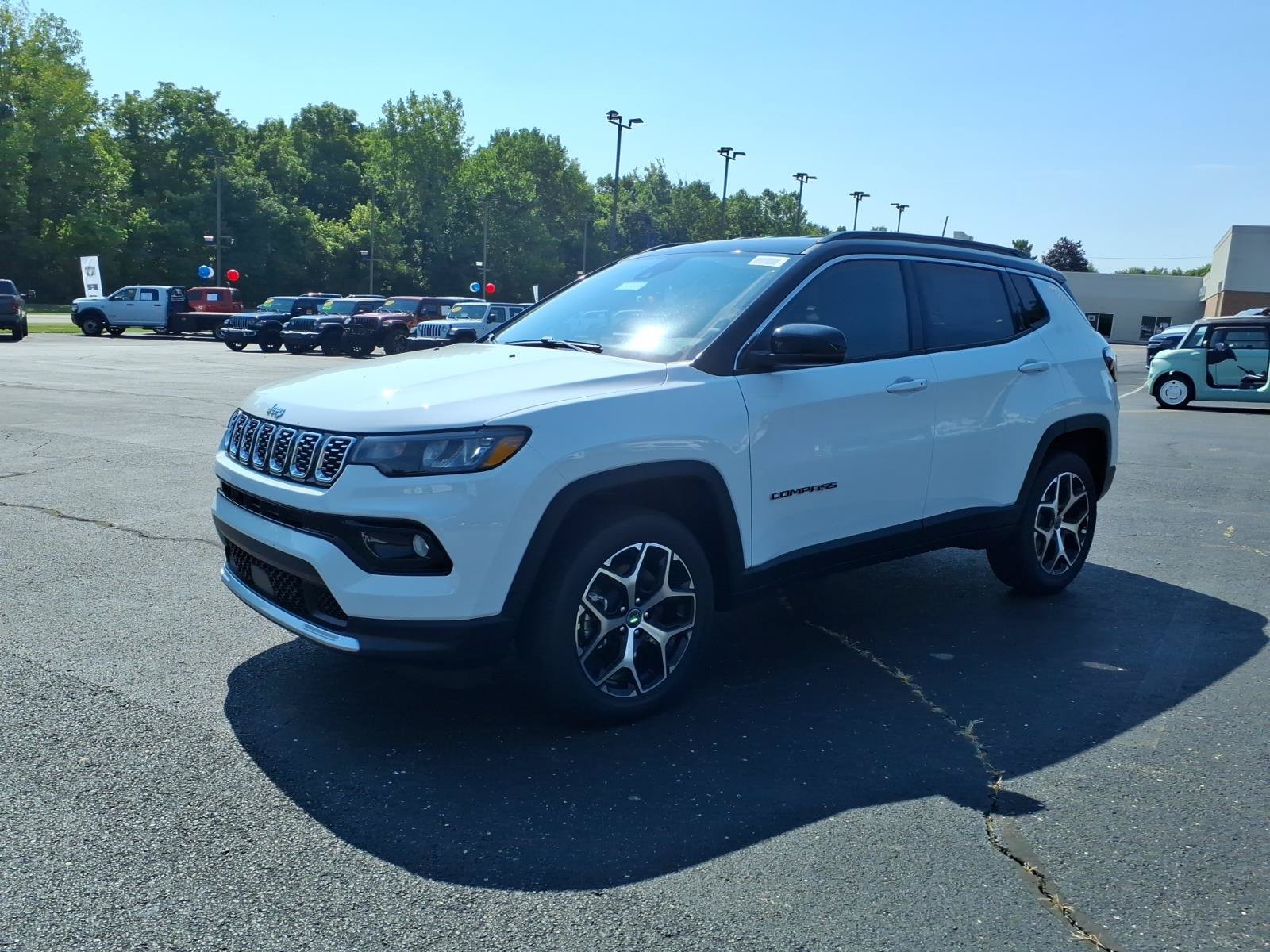 New 2026 Jeep Compass Limited AWD/4WD image 3