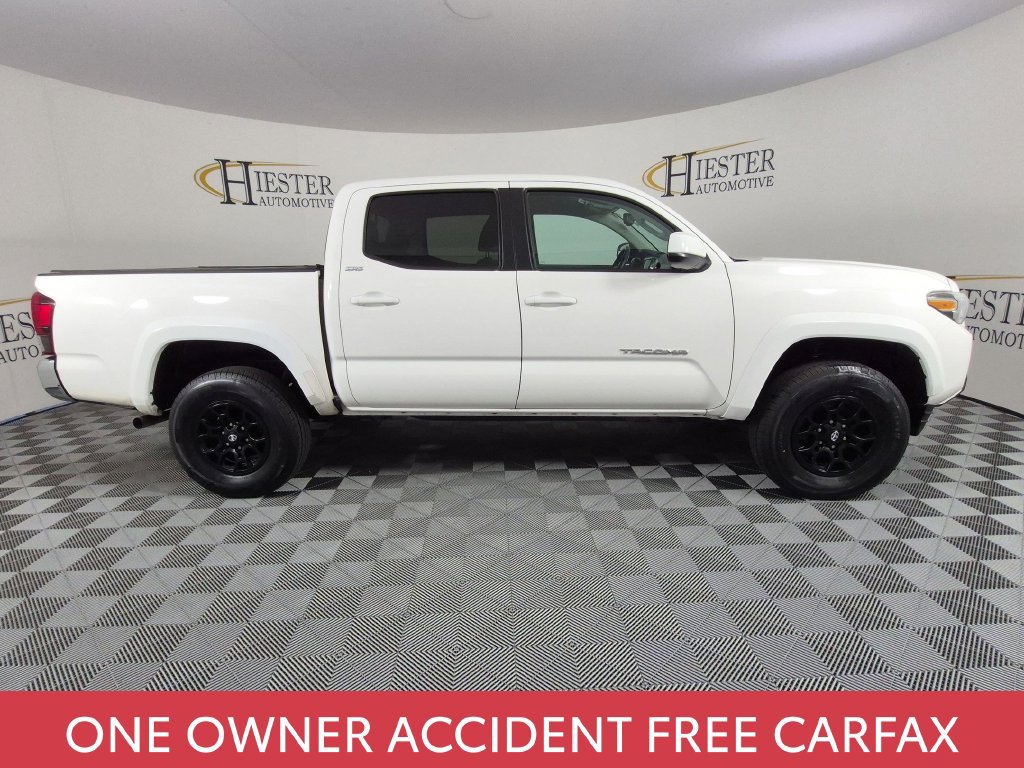 Used 2021 Toyota Tacoma SR5 RWD image 3