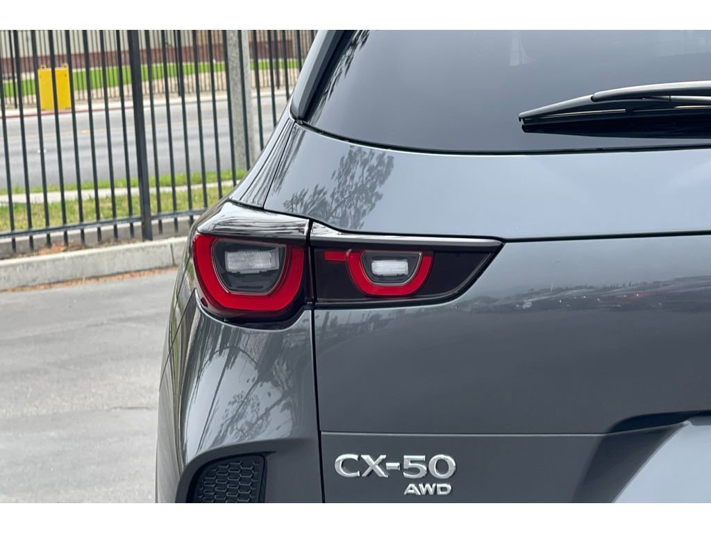 Used 2025 MAZDA CX-50 AWD 2.5 Hybrid w/ Cargo Package image 12