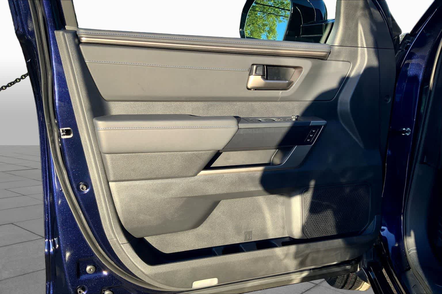 New 2026 Toyota Tundra Platinum AWD/4WD image 10