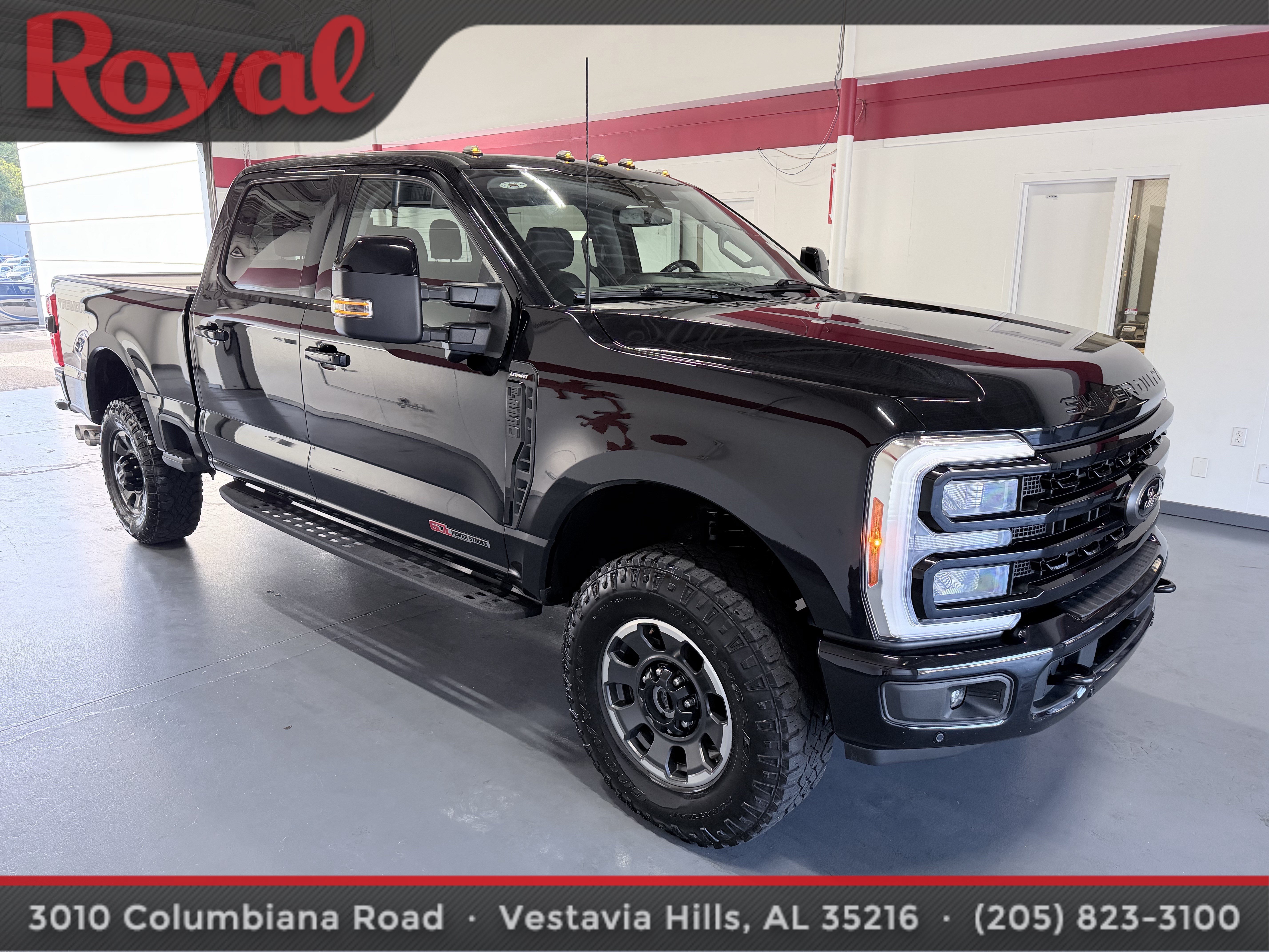Used 2023 Ford F250 Lariat w/ Lariat Ultimate Package AWD/4WD image 3