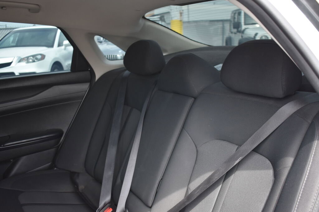 Used 2022 Kia K5 LXS image 26