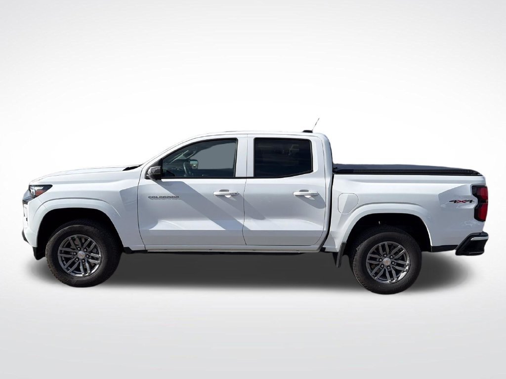 Used 2026 Chevrolet Colorado LT w/ LT Convenience Package AWD/4WD image 2