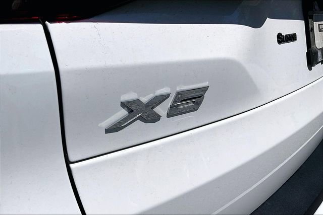 Used 2022 BMW X5 xDrive40i w/ Parking Assistance Package AWD/4WD image 7
